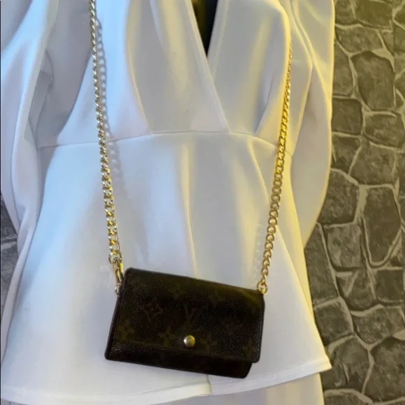 SOLDAuthentic Louis Vuitton Monogram Compact Bifold Zippy Wallet - Picture 7 of 13